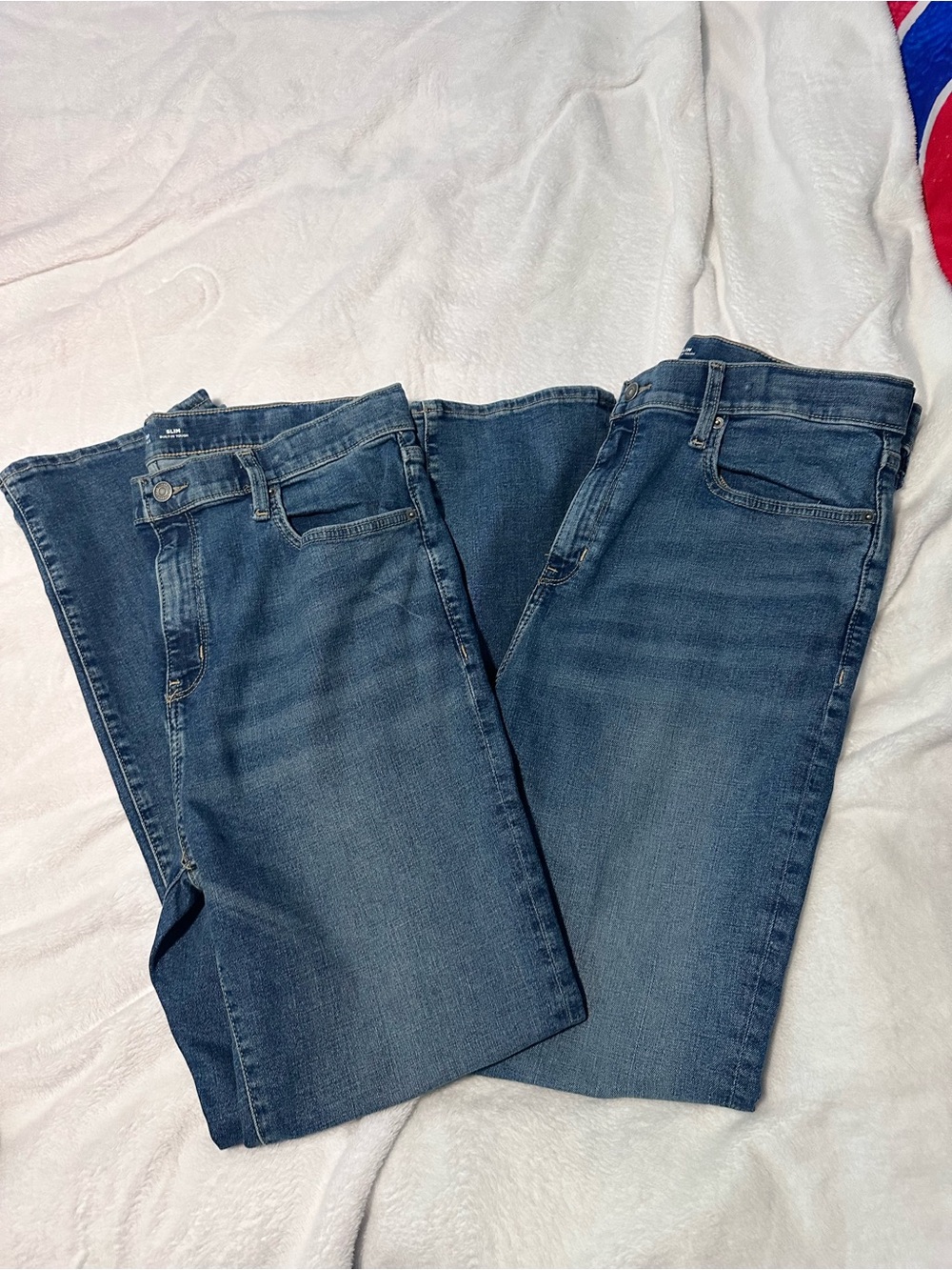 Old Navy Men's Slim Straight Jeans in Mid Blue Wash